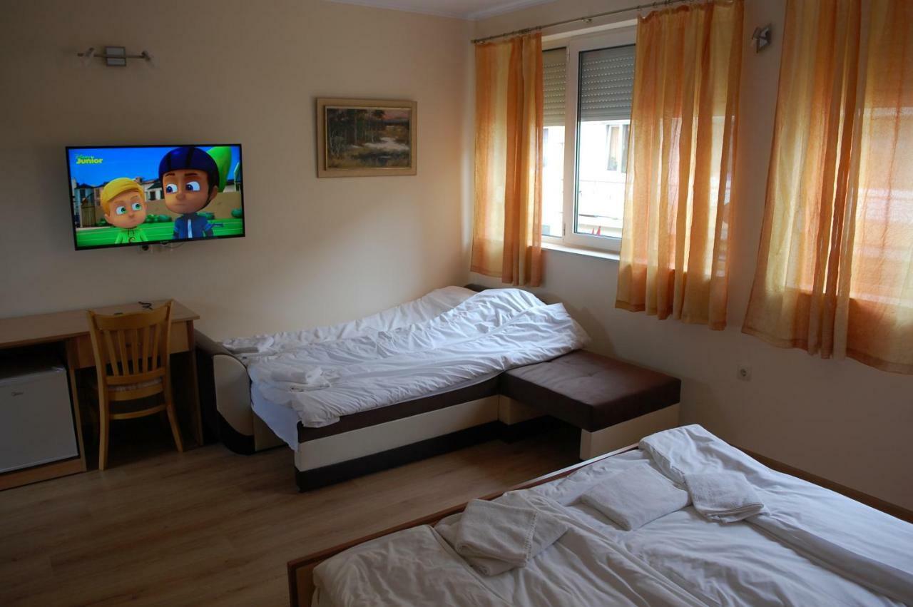 Hotel Vitosha Tryavna Esterno foto