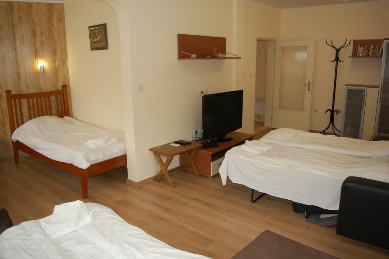 Hotel Vitosha Tryavna Esterno foto